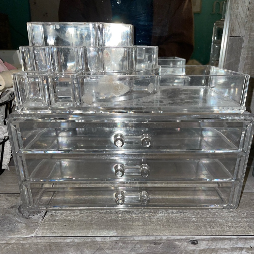 Plastic stackable makeup organizer